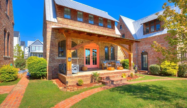 Carlton Landing-The Coral Cottage