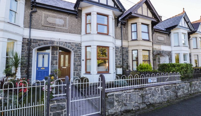 CARLYN, family friendly, with a garden in Llanberis