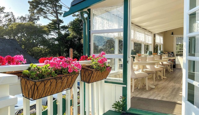 Carmel Green Lantern Inn