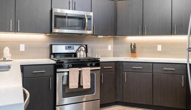 Carmel Valley 1BR| Gym & Pilate Studio | CA