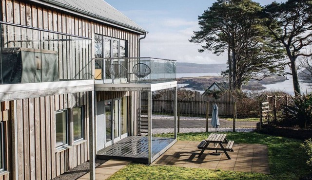 Carnanamish a Luxurious Cottage in Tobermory