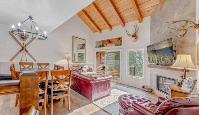Carnelian Bay 3BR + Loft, Near Beach & Trails