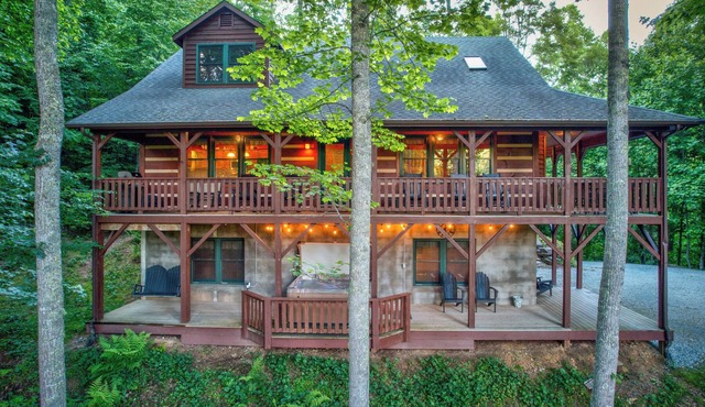 Carolina Charm - Hot Tub - Pool Table - Fire Pit