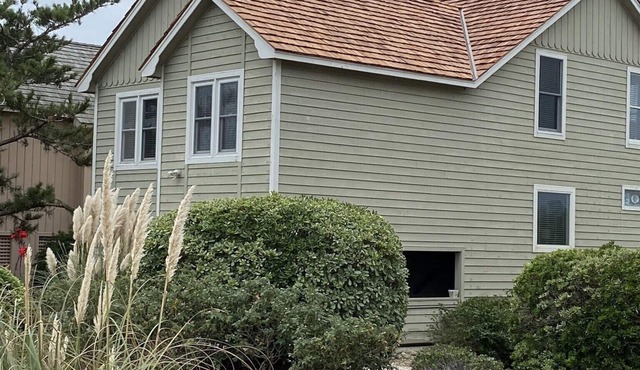 Carolina Cottage-Family friendly cottage in the Outer Banks-Community Pool