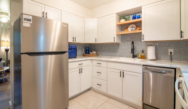 Carolina Dawn - Cozy Home Walkable to Downtown