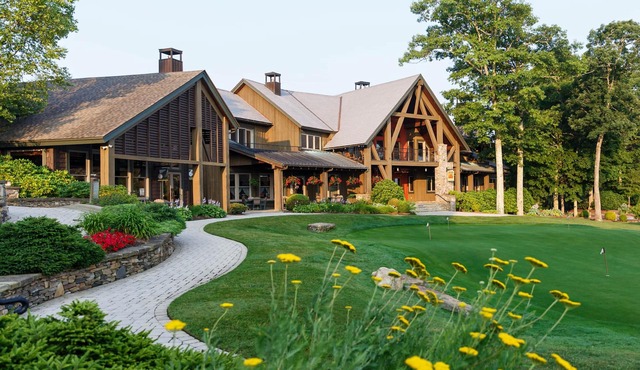 Carolina Hemlock Suite- Private Club Access