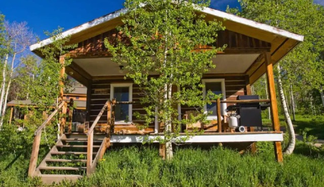 Caron House - A Well-Equipped Square Log Cabin!