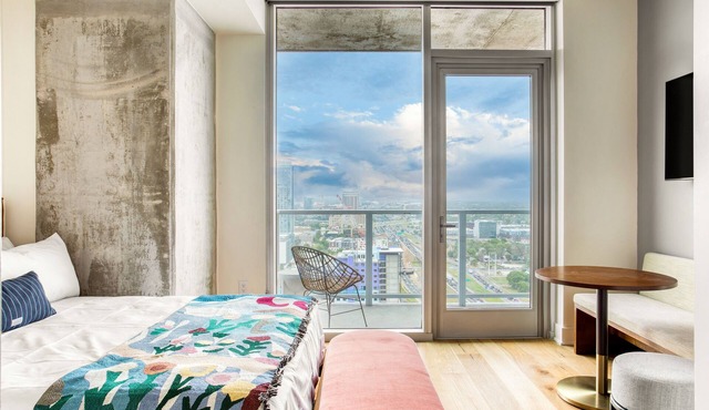Carousel by AvantStay | Brand New Condo in Austin w/Amazing Amenities