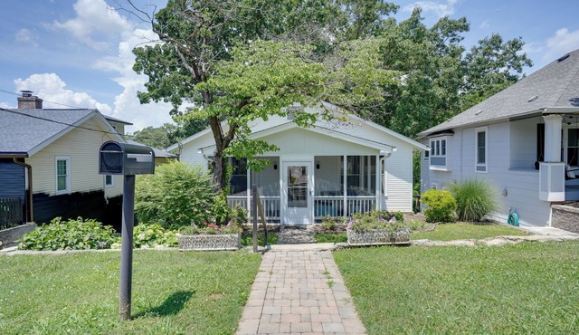 'Carousel Cottage:' North Chattanooga Home!
