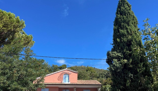 Carpe diem gym heated pool or jacuzzi organic concept Manosque*