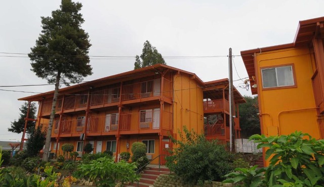 Carquinez Inn