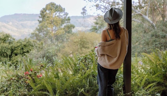 Carra Cottage - Luxury Hillside Sanctuary With Stunning Views To The Sea.