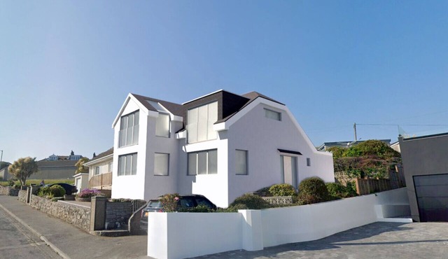 Carragmeor - Five Bedroom House, Sleeps 10