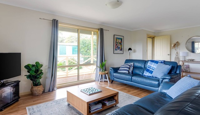 Carrawaves - 73 LaRonde