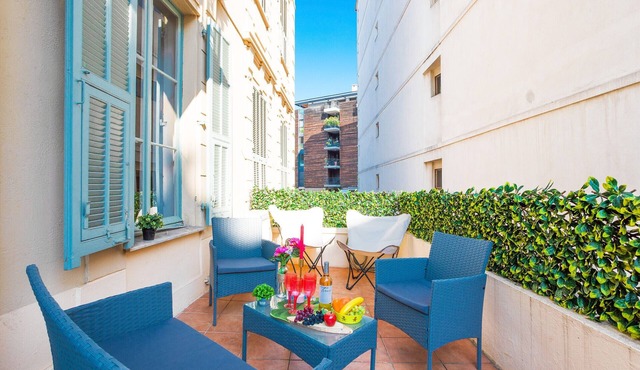 CARRE D' OR TERRACE AP4015 by RIVIERA HOLIDAY HOME