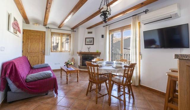 CARREBAIX I - Beautiful apartment with mountain views and free WiFi.