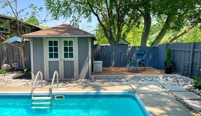 Carrera Cove - Spacious 3BR - 5 Mins to Go Train