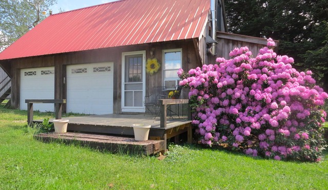 Carriage House, at Nine Pines Farm - Hot Tub & Walking Trails