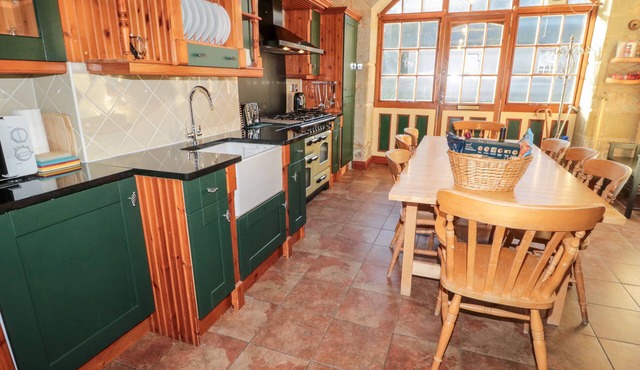 CARRIAGE HOUSE, family friendly in Coldstream