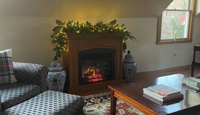 Carriage House Hideaway in Middle of Chestertown