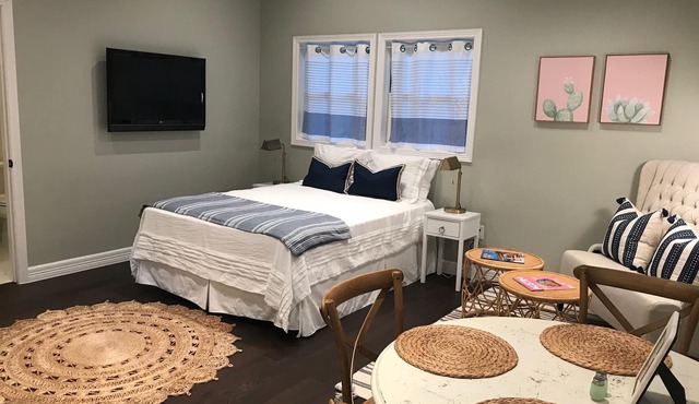 Carriage House in Tarrytown - Central Austin, New in 2018