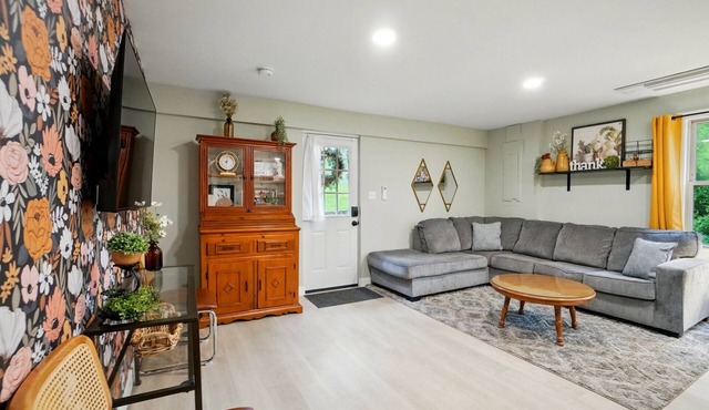 Carriage House Retreat 1