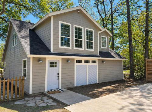 Carriage House