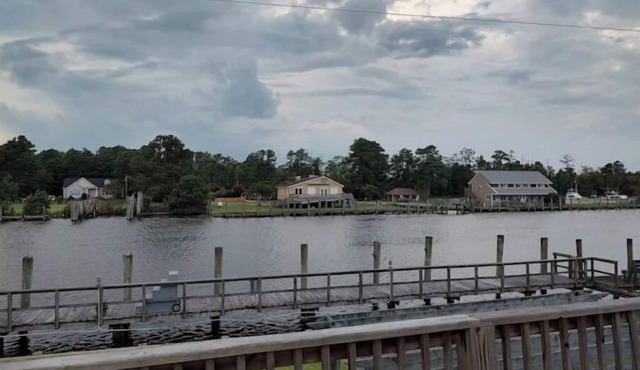 Carrick Bend -Balcony View of ICW- Dog Friendly!