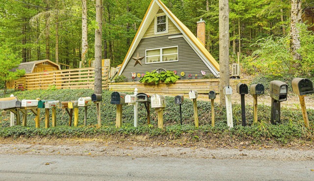 Carrollton Cabin w/Patio & Fire Pit!
