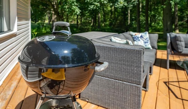 Carson's Creek - Serene Yard and Hot Tub