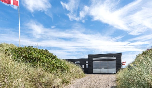 "Carstina" - 400m from the sea by Interhome