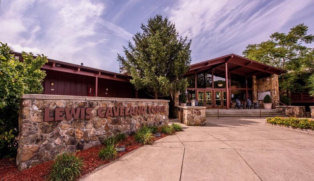 Carter Caves State Resort Park