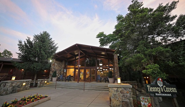 Carter Caves State Resort Park