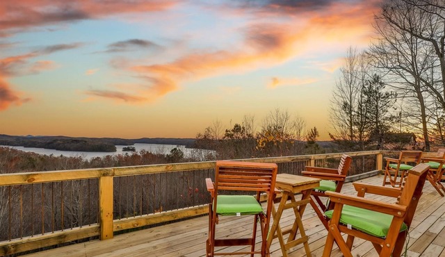 Carter`s Lake Overlook