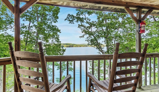 Carters Lake, Lakeside Cabin #8, includes free boat slip at the Marina