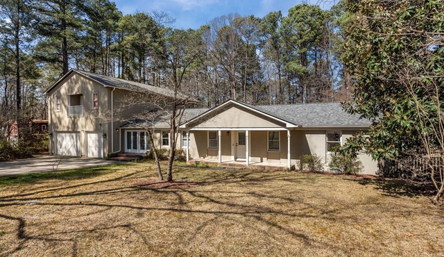 Cary Canopy - Pet-Friendly 4,000 Sq Ft Retreat w/Pool, Game Room, Sleeps 12