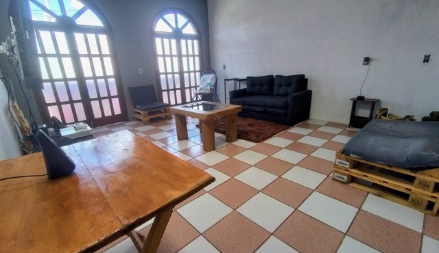 Casa Golondrinas - Ubicación Inmejorable Cerca del Centro y Plazas Comerciales