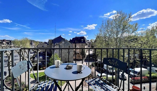 Casa #1407 - T2 Climatisé avec Balcon - Hyper Centre