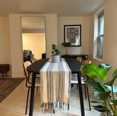 CASA 311 ! Welcome Home Private Parking Included