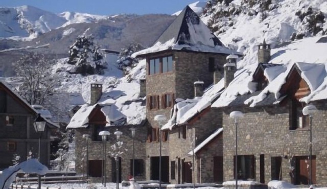 CASA ABADIA for 10/12 people