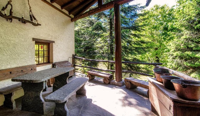 Casa al Fiume by Quokka 360 - Riverside House in the Verzasca Valley
