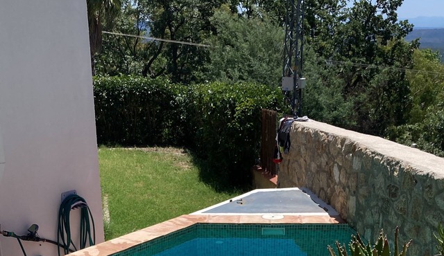 Casa al Sur de Gredos. Disfruta de una Espacio Acogedor y de un Entorno Único