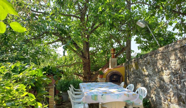 Casa Albaitar, Rural accommodation with garden