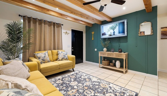 Casa Alebrije is a cozy apartment King size bed fully equippedin weslaco