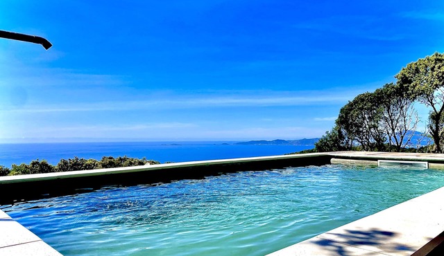 CASA ALTURA + POOL in Nature + Sea View 4 kilometers from the best beach’s