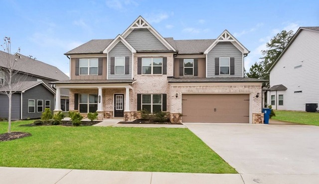 Casa Aluna, a family retreat with soul.