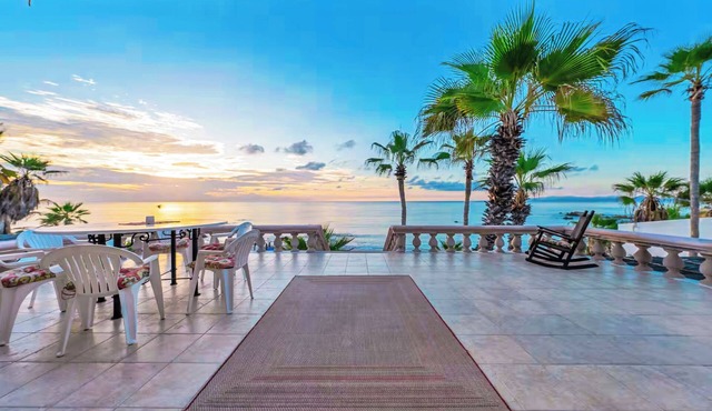 Casa Alvarado | Beachfront Private Escape w/Pool