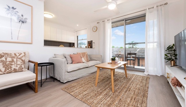 Casa Amor - Coastal apartment short walk to the beach, cafes and restuarants