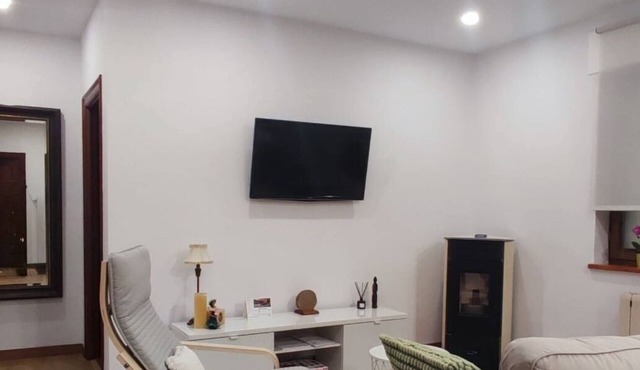 Casa Angela Recién Reformada con Jardín Privado