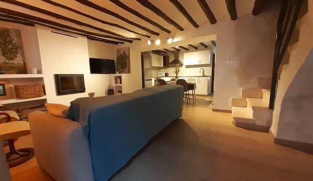 Casa Antigua Totalmente Reformada en Casco Histórico del Pueblo